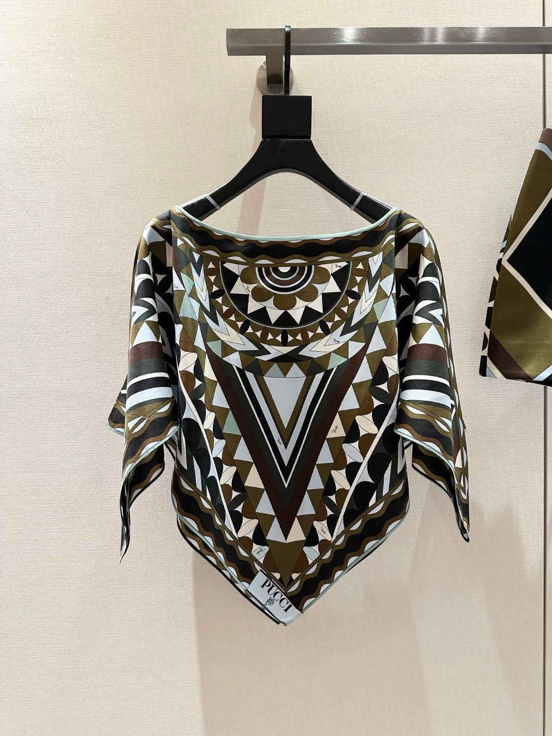 VIVARA SILK KAFTAN TOP IN GREEN