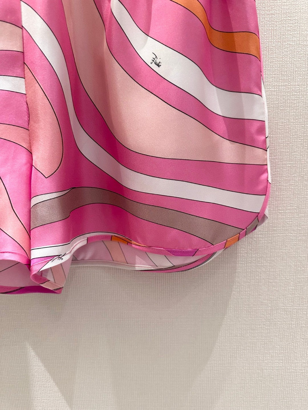 IRIDE-PRINT SILK SHORTS