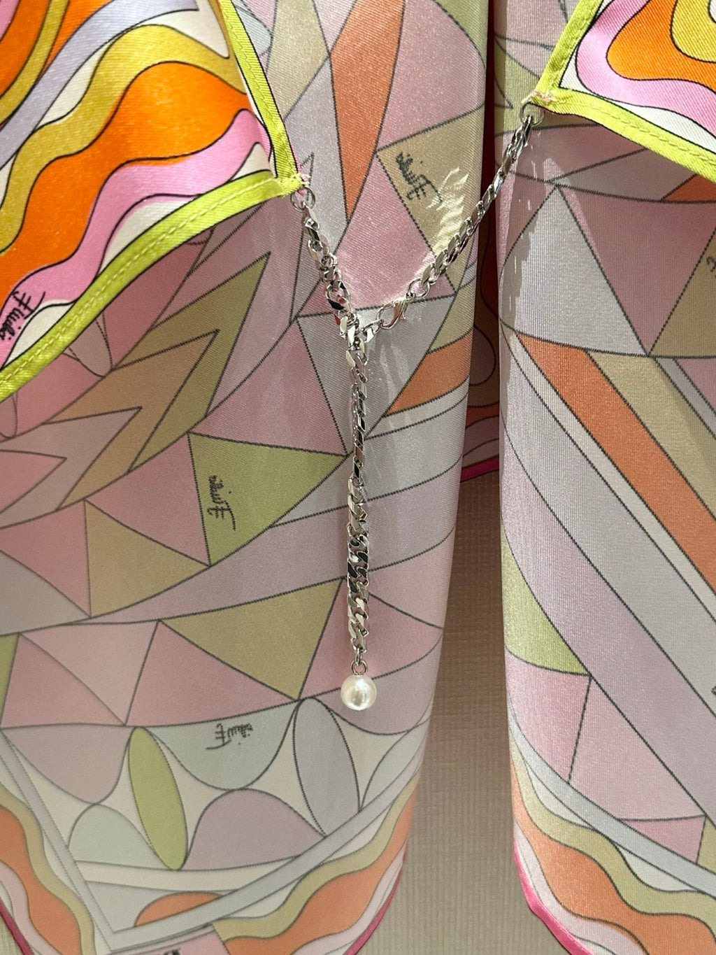 MANUBA PRINT CHAIN TOP