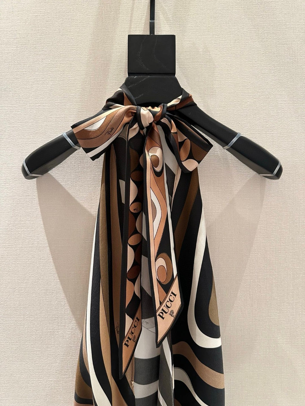 MARMO SILK TWILL HALTER TOP