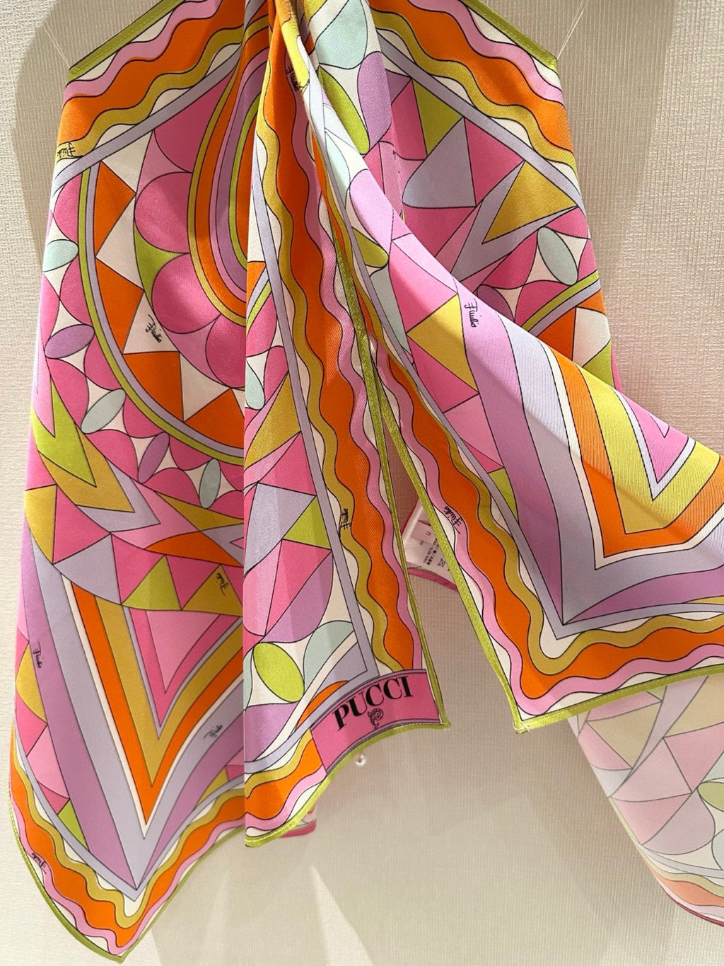 MANUBA PRINT CHAIN TOP