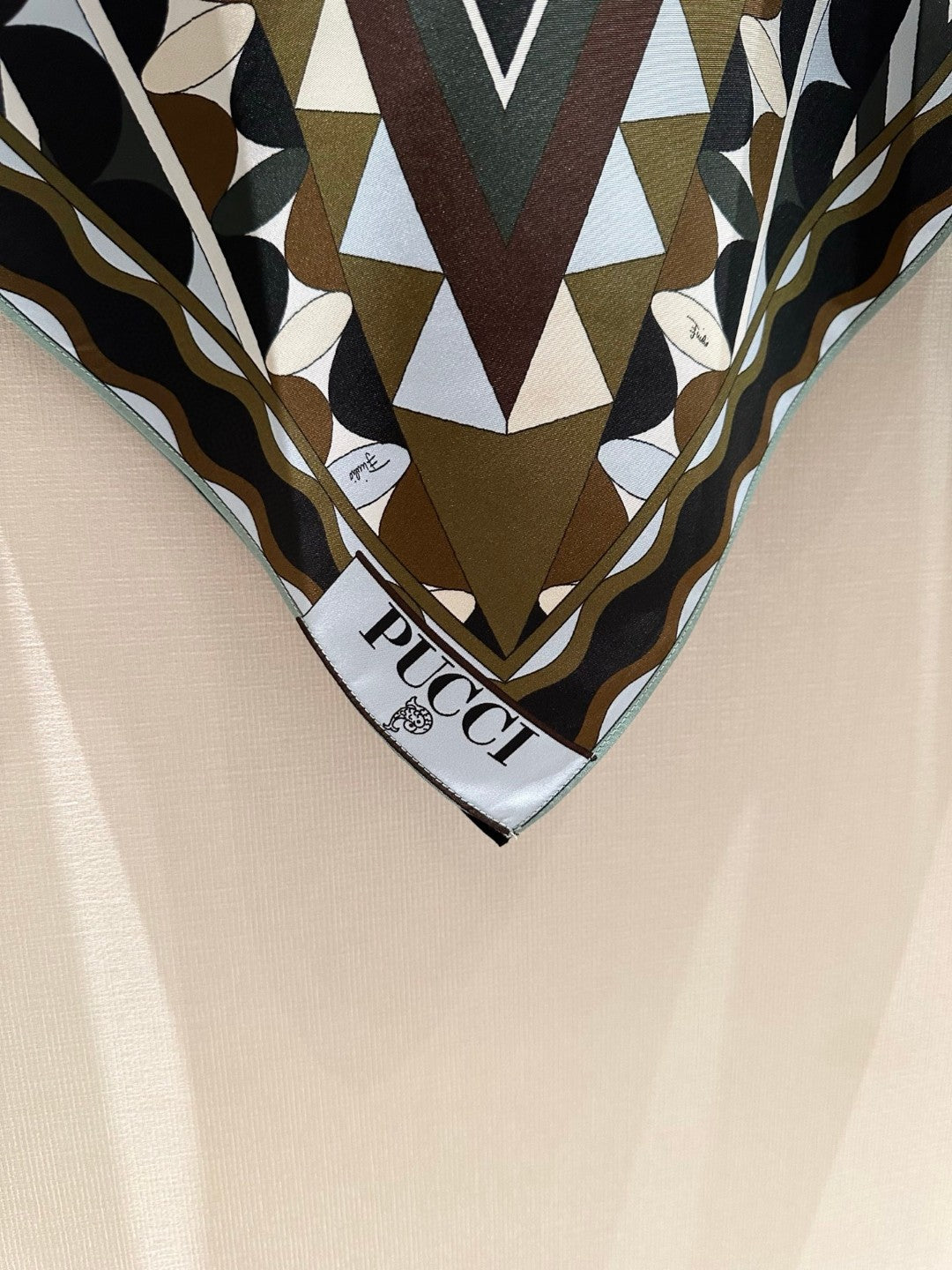 VIVARA SILK KAFTAN TOP IN GREEN