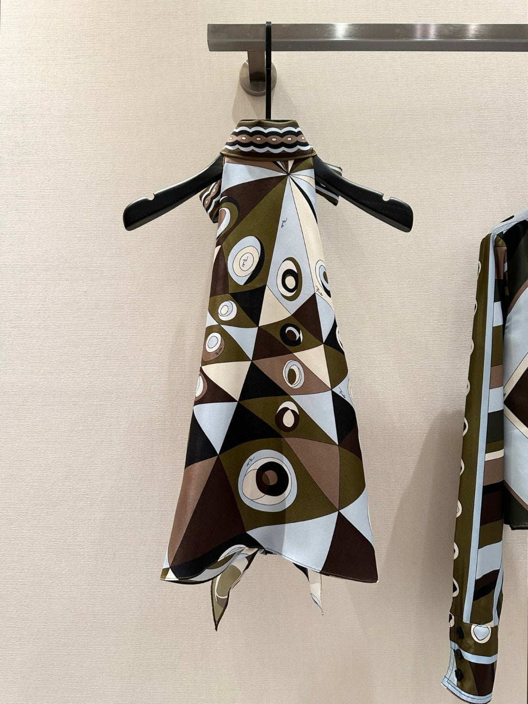 OCCHI SILK TWILL HALTER TOP