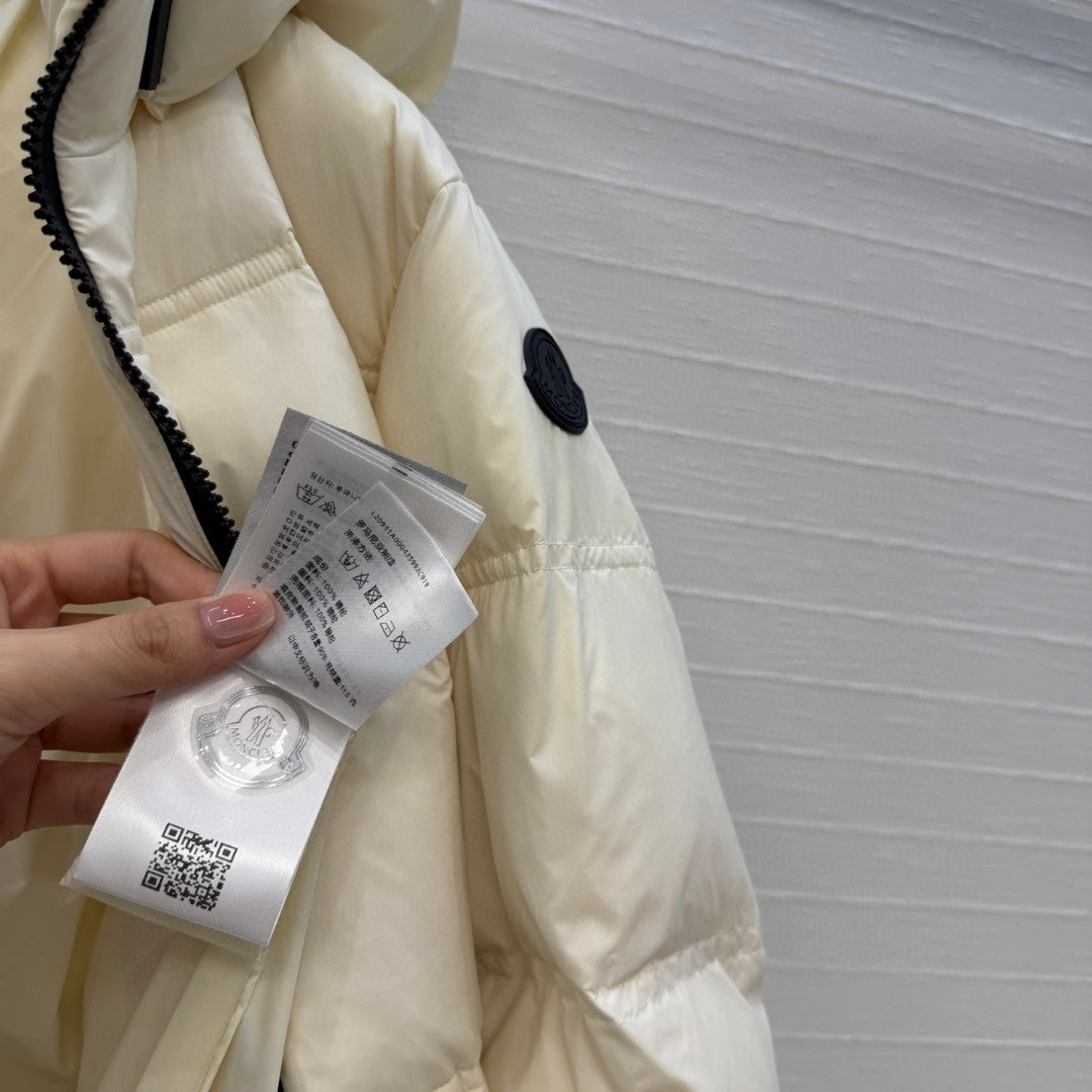 Moncler Sensation Short Down Jacket