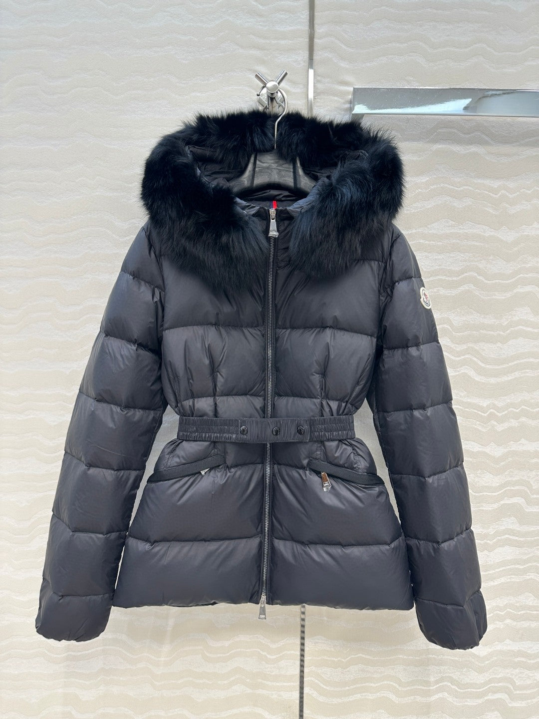 Boed Hooded Shearling-Trimmed Short Down Jacket