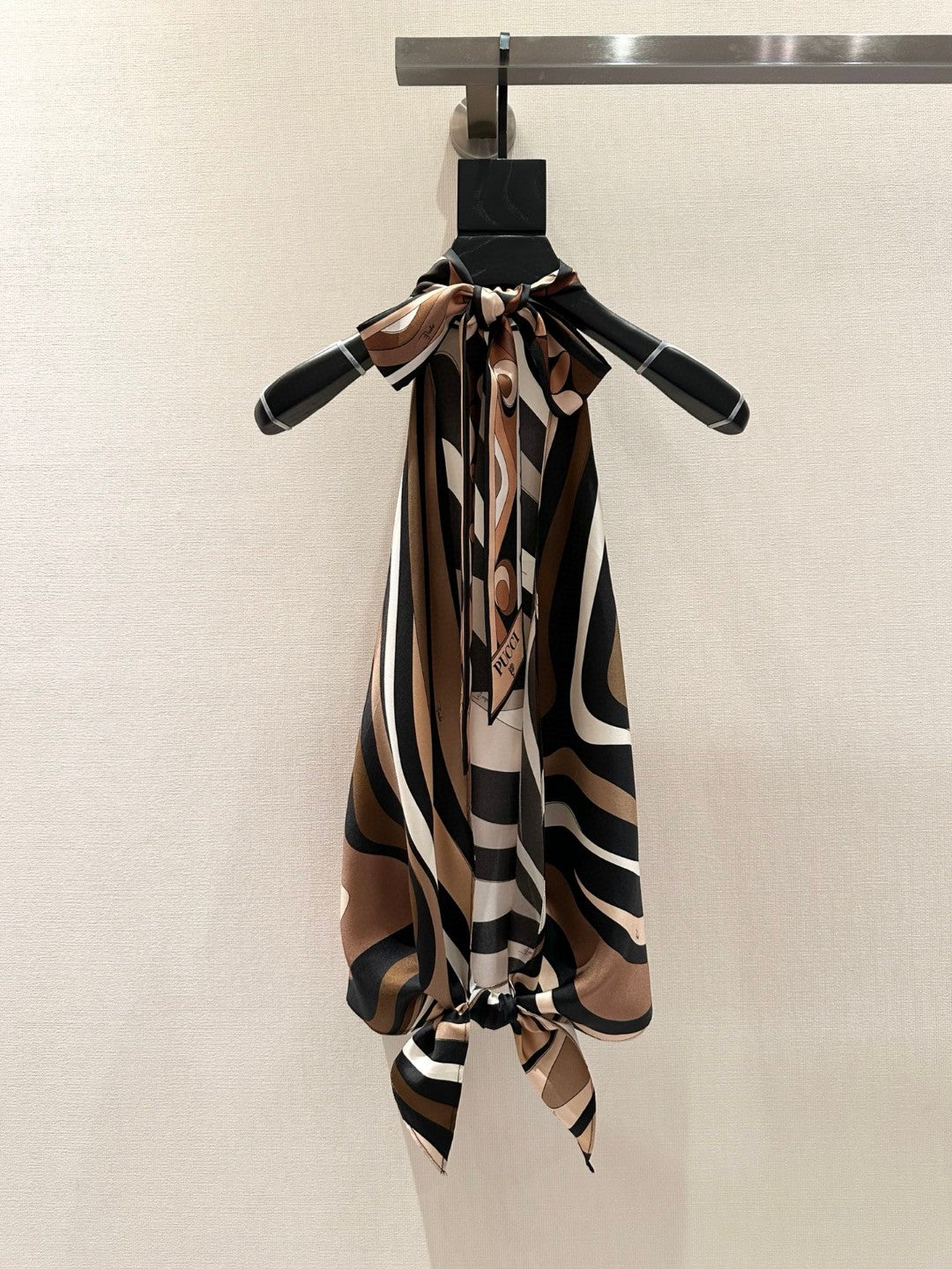 MARMO SILK TWILL HALTER TOP