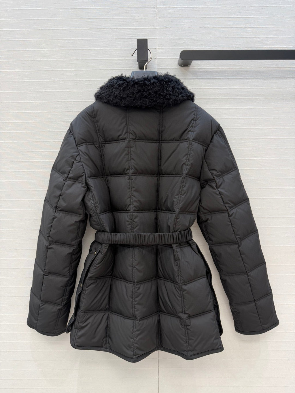Moncler Cygnes Belted Short Down Jacket