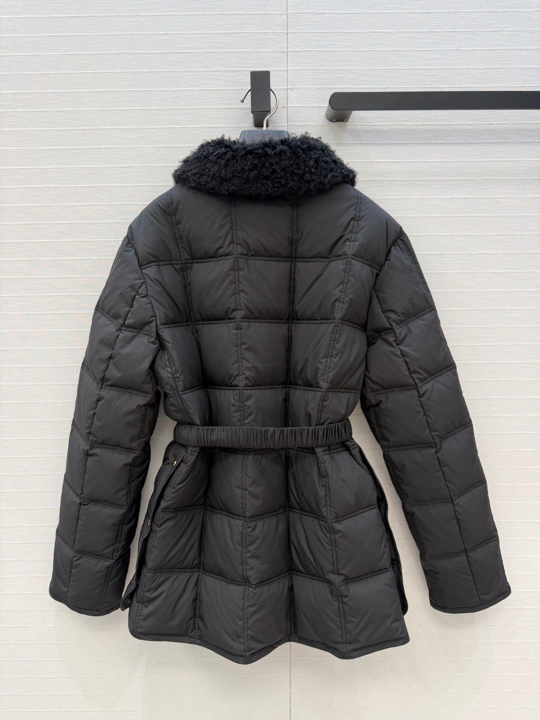 Moncler Cygnes Belted Short Down Jacket