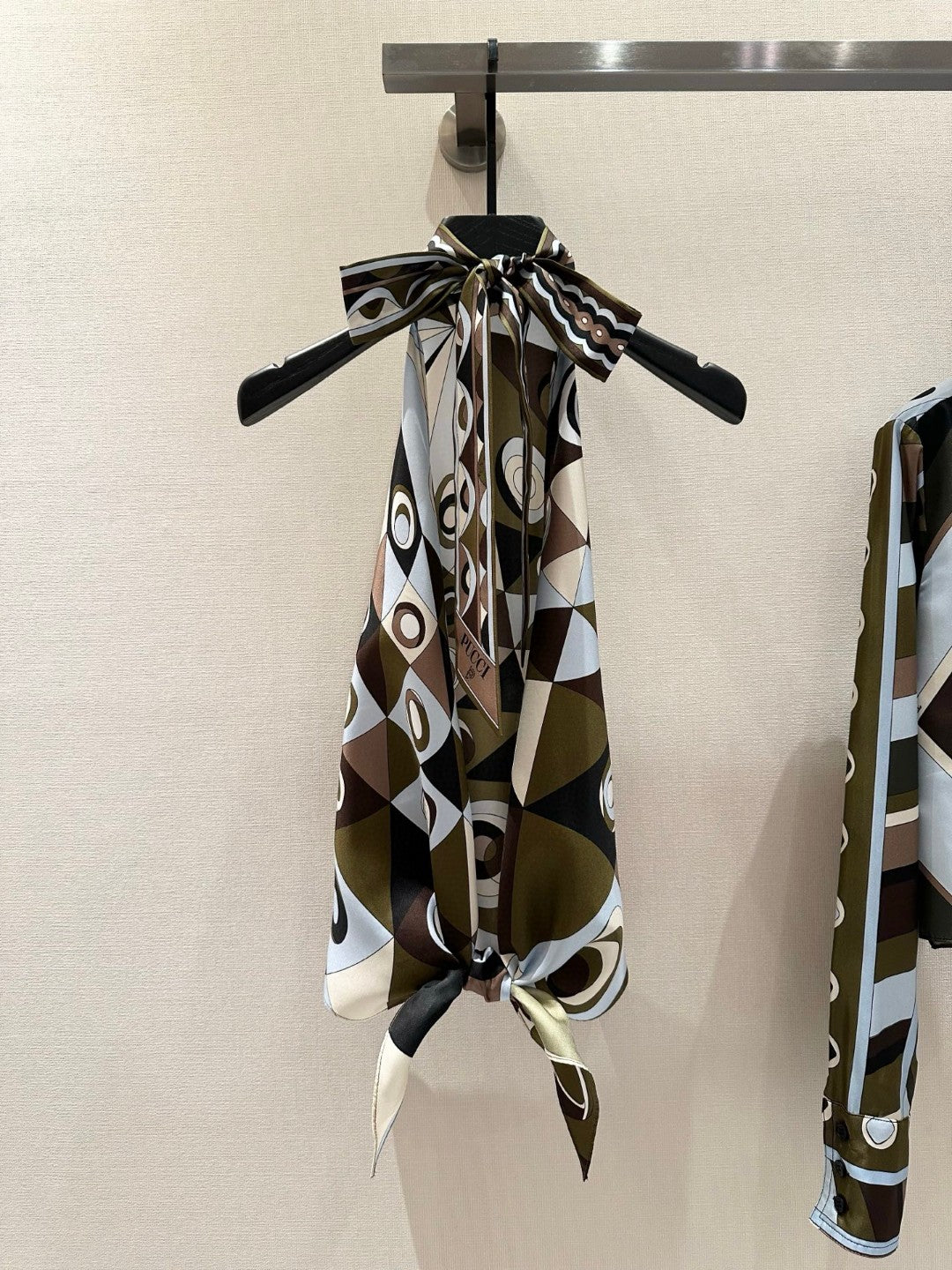 OCCHI SILK TWILL HALTER TOP