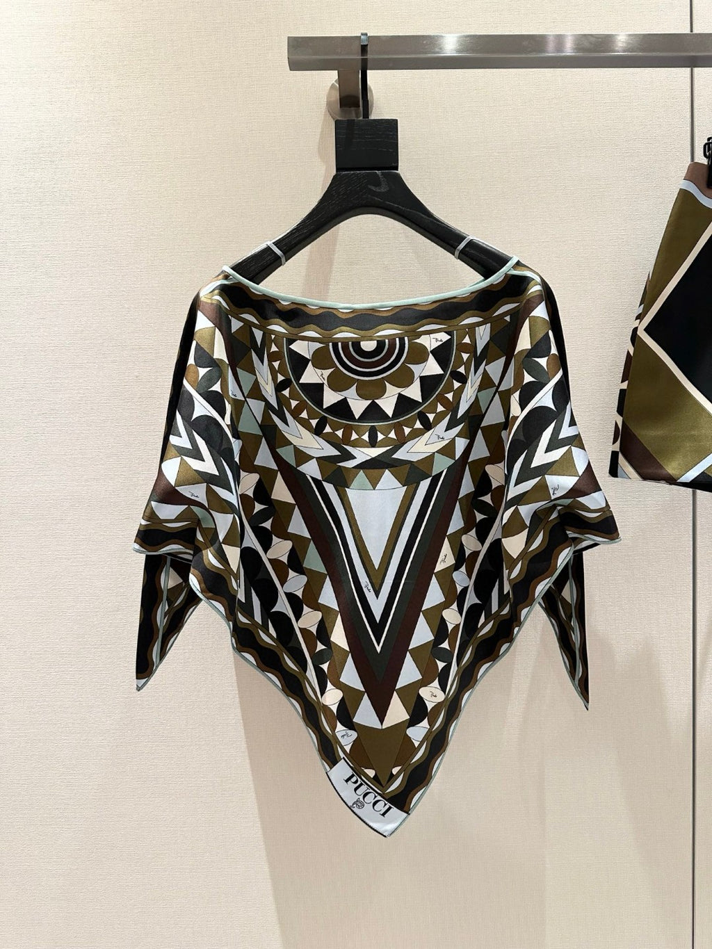 VIVARA SILK KAFTAN TOP IN GREEN